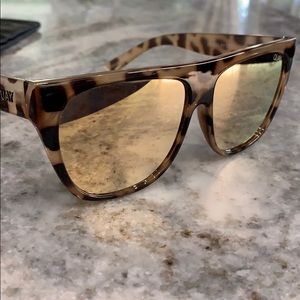 Quay sunglasses. Drama by day 55mm square